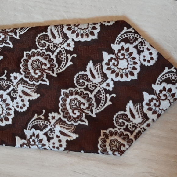 Vintage givenchy necktie - Picture 4 of 4